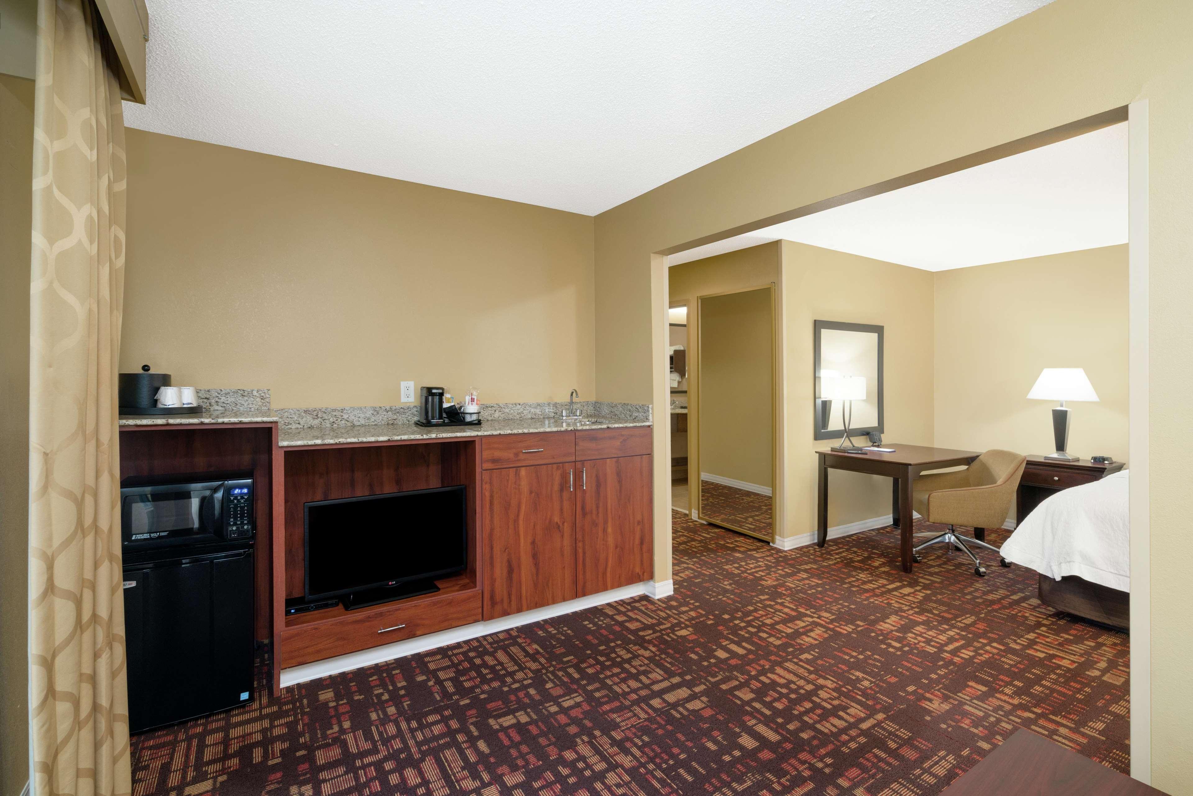 Hampton Inn Corydon Екстер'єр фото