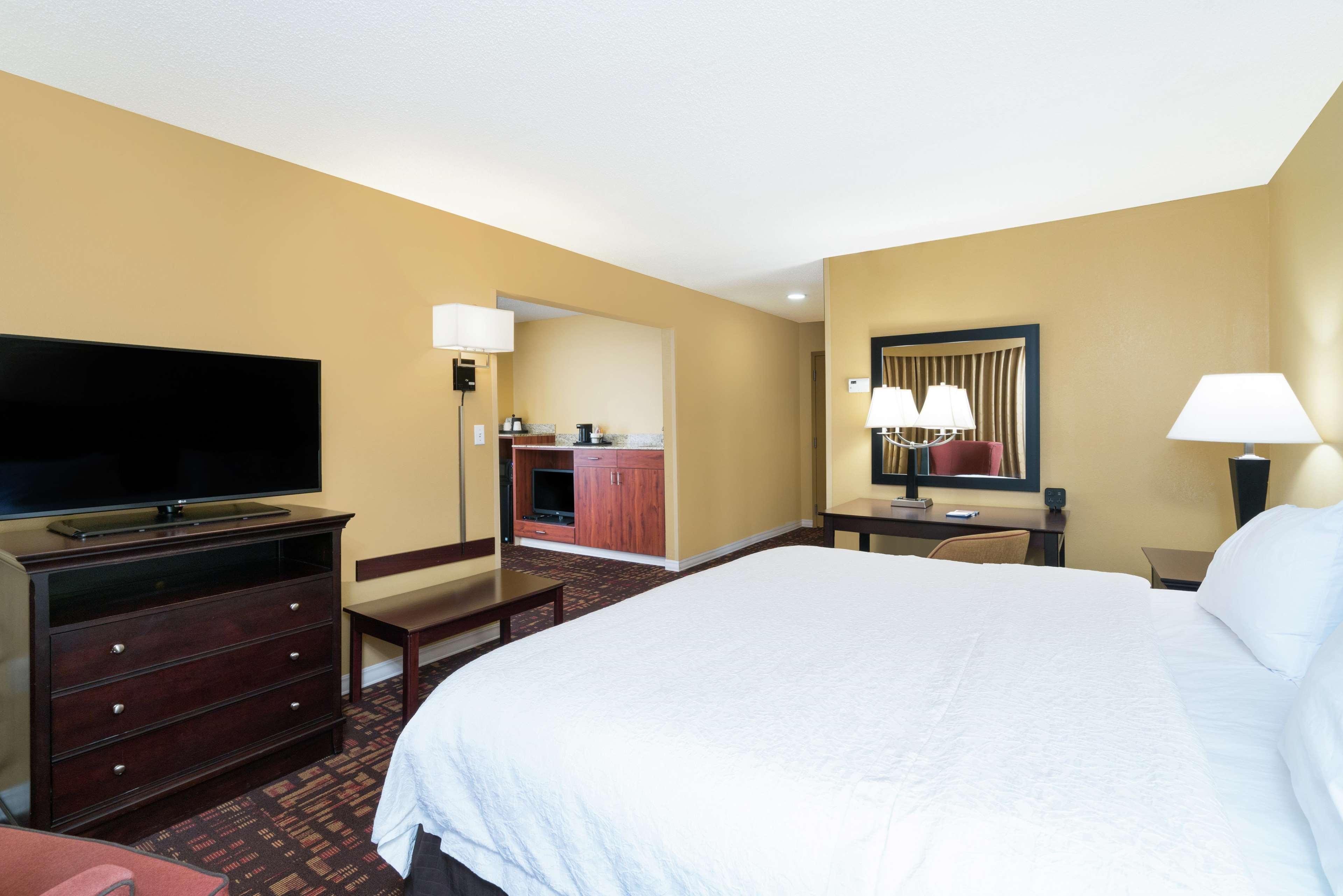 Hampton Inn Corydon Екстер'єр фото