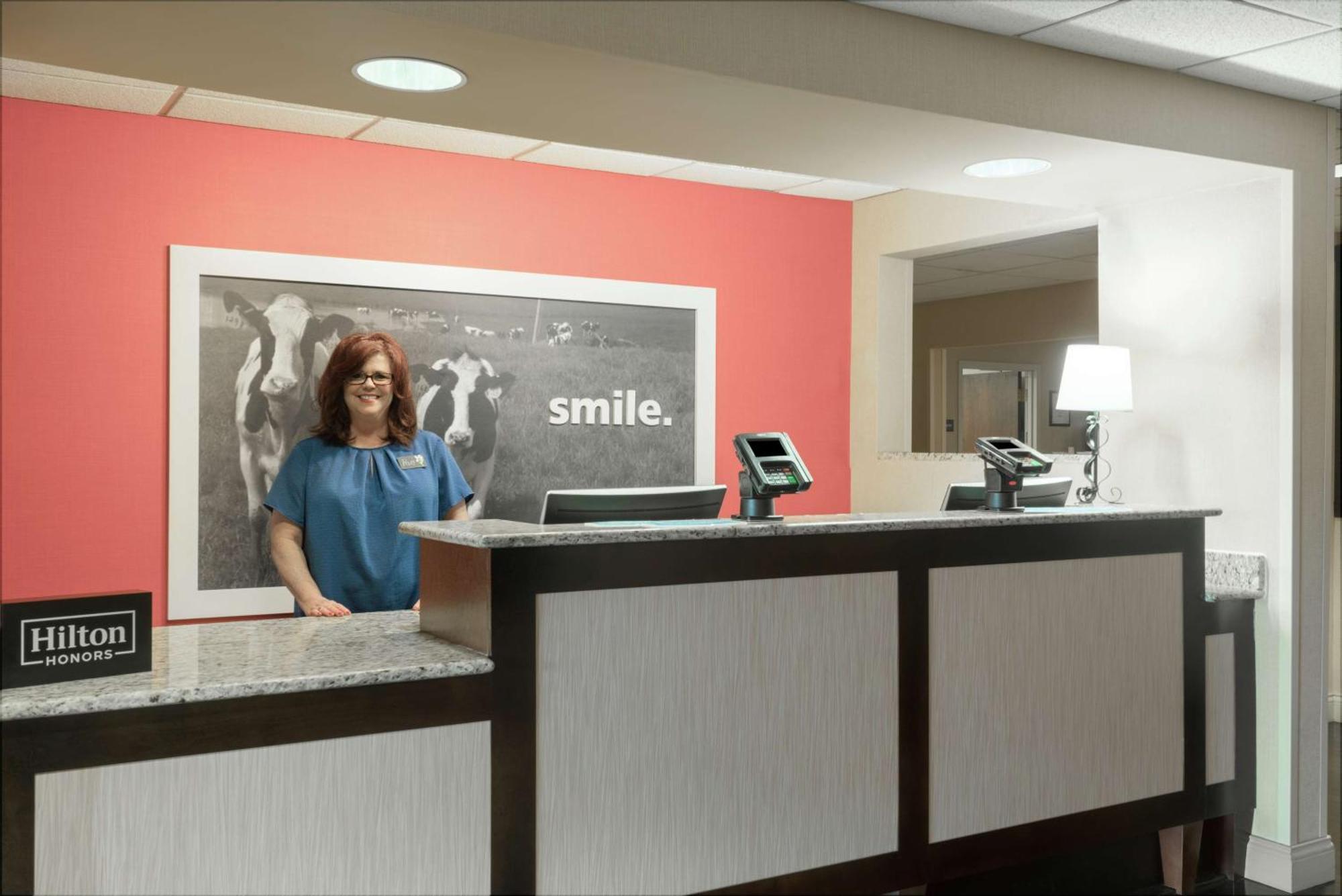 Hampton Inn Corydon Екстер'єр фото