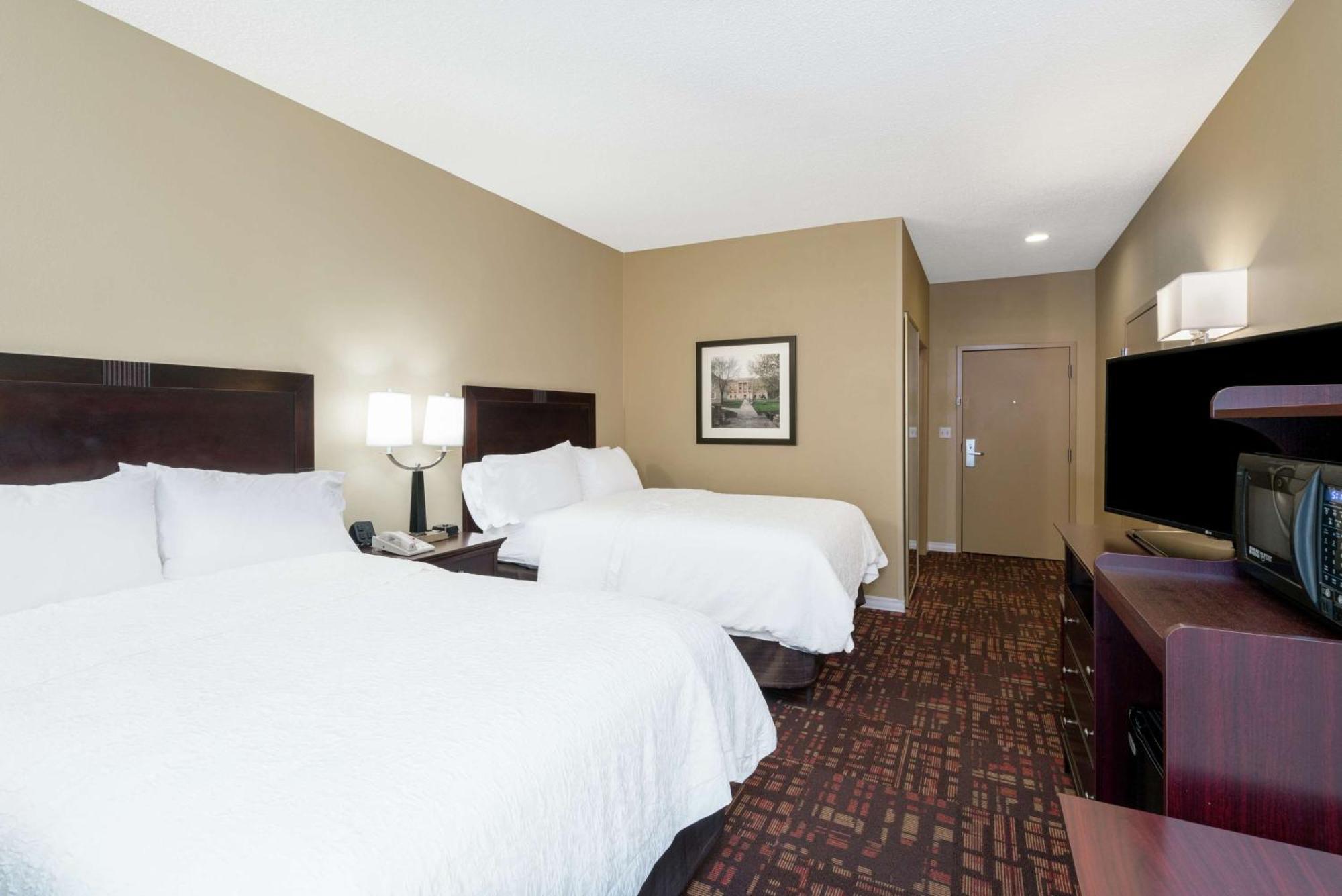 Hampton Inn Corydon Екстер'єр фото